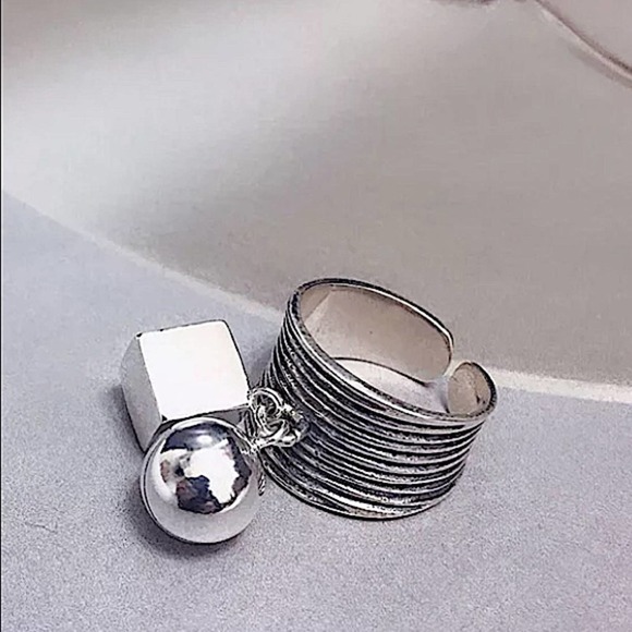 STERLING SILVER BALL SQUARE CHARM BAND ADJUSTABLE RESIZABLE RING - Picture 6 of 13